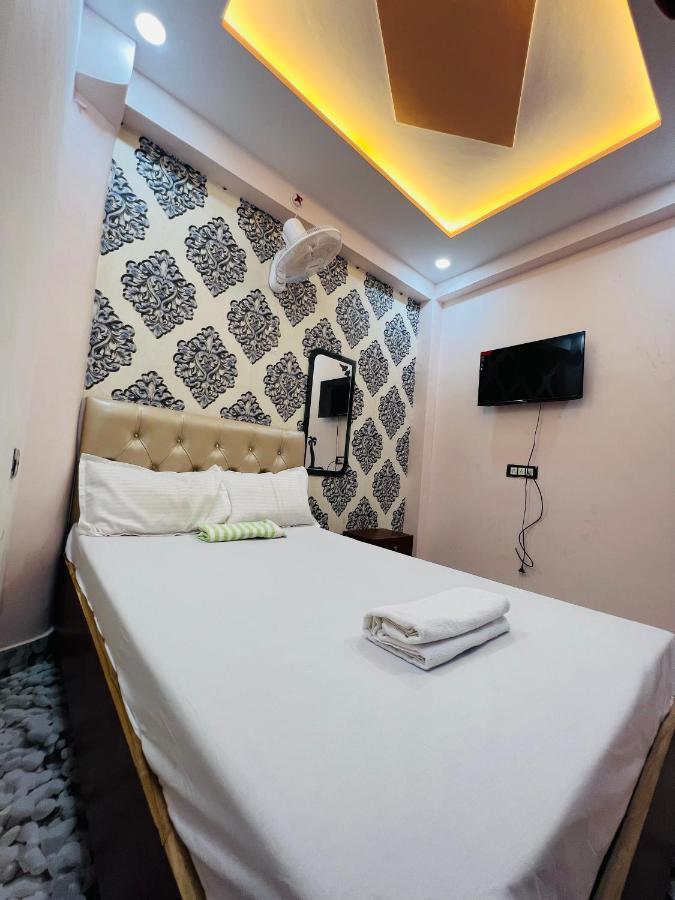 The Bella Guesthouse Bénarès Extérieur photo
