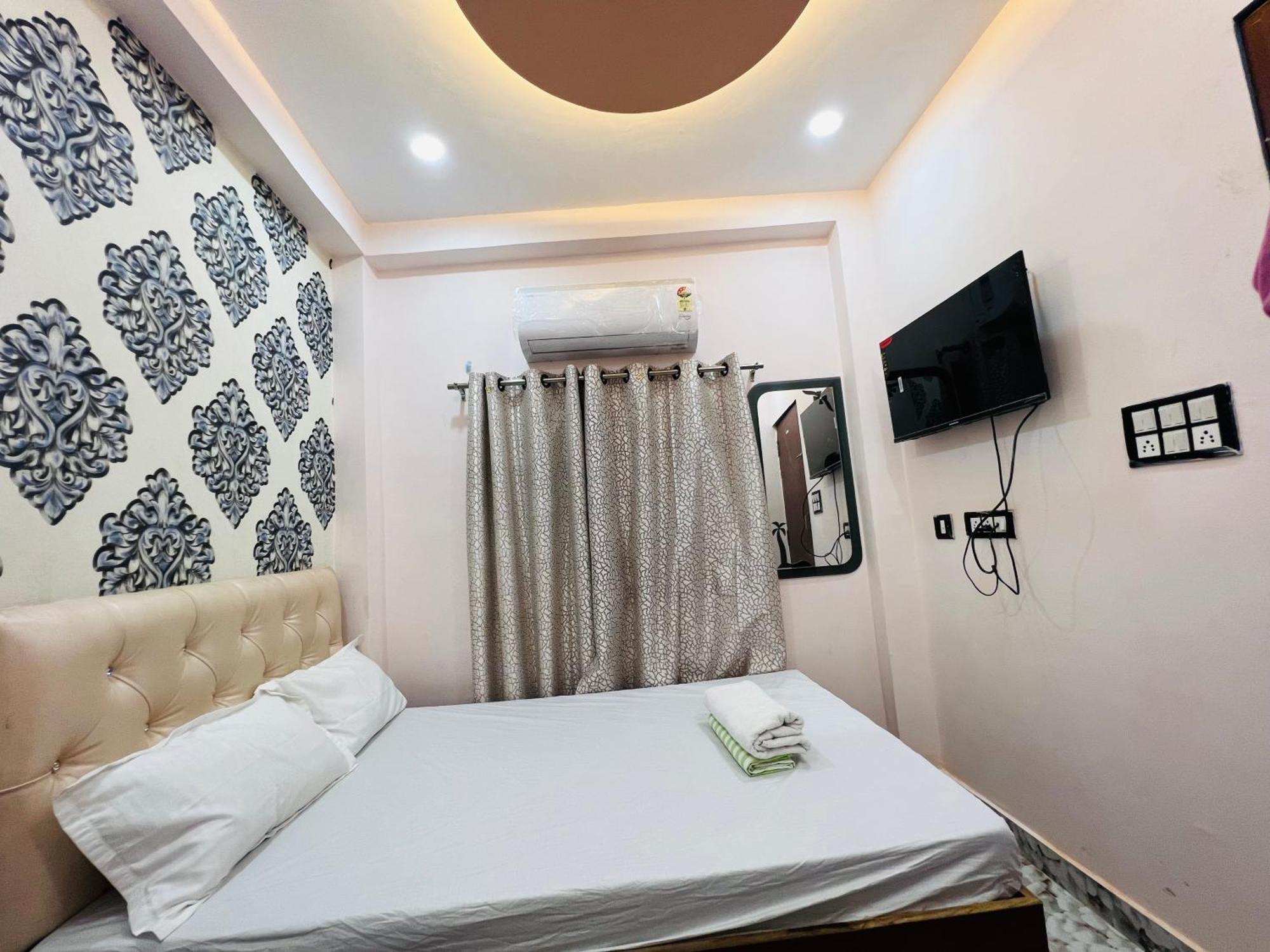 The Bella Guesthouse Bénarès Extérieur photo